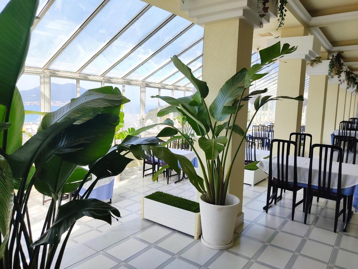 Hotel Miramar Laredo Buitenkant foto