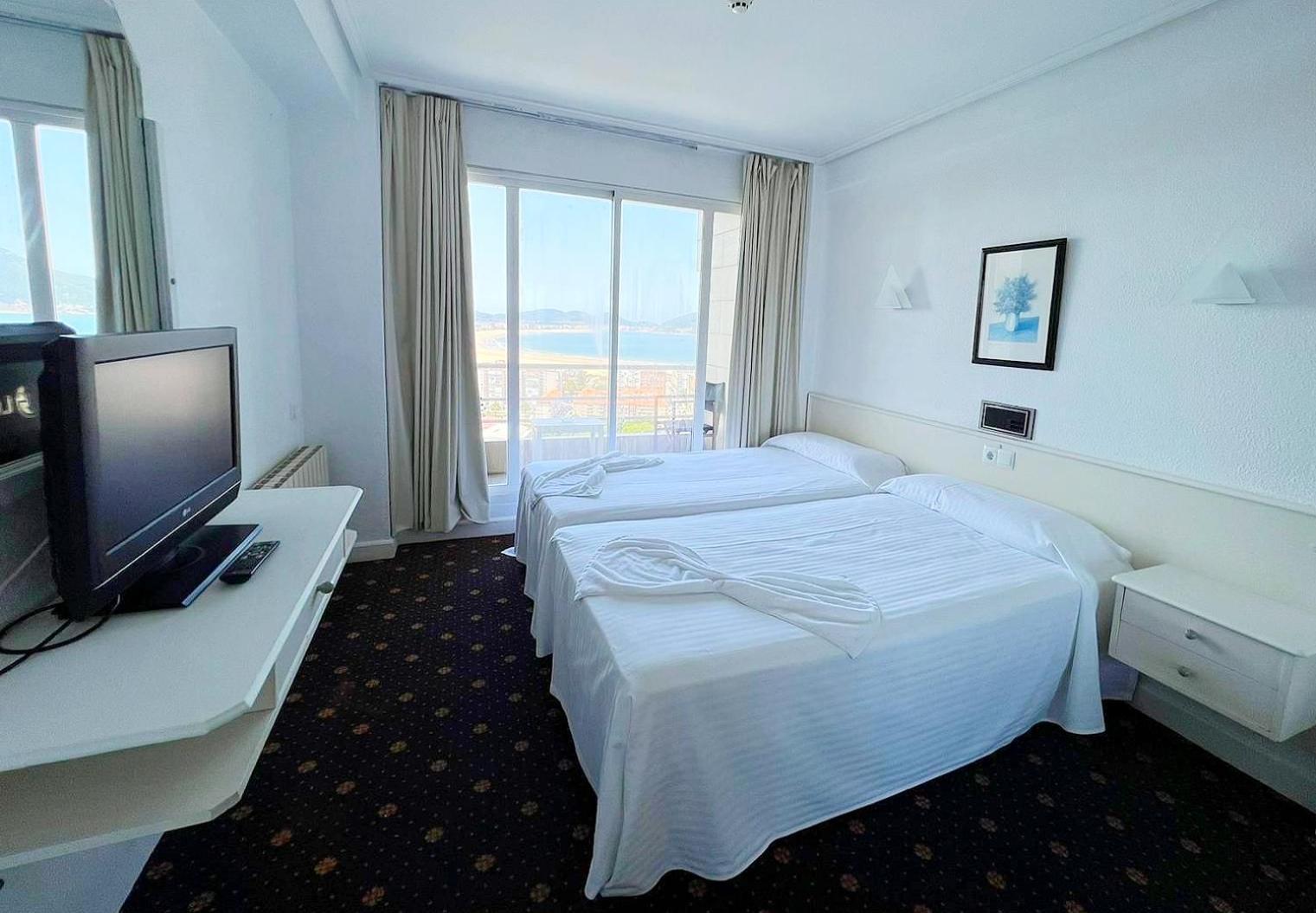 Hotel Miramar Laredo Buitenkant foto